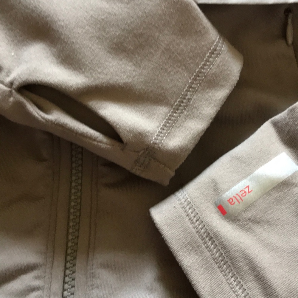 ZELLA light running jacket - Picture 2 of 5